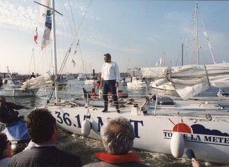 Vendee Globe Challenge 1989-1990 - Arrivee Jean-Luc Van Den Heede 2